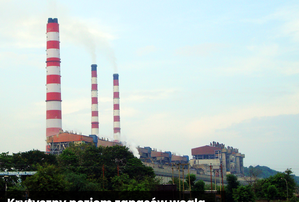 Krytyczny poziom zapasów węgla w większości elektrowni w Indiach